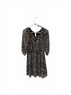 Enfocus Studio Black and Beige Chevron Long Sleeve Dress